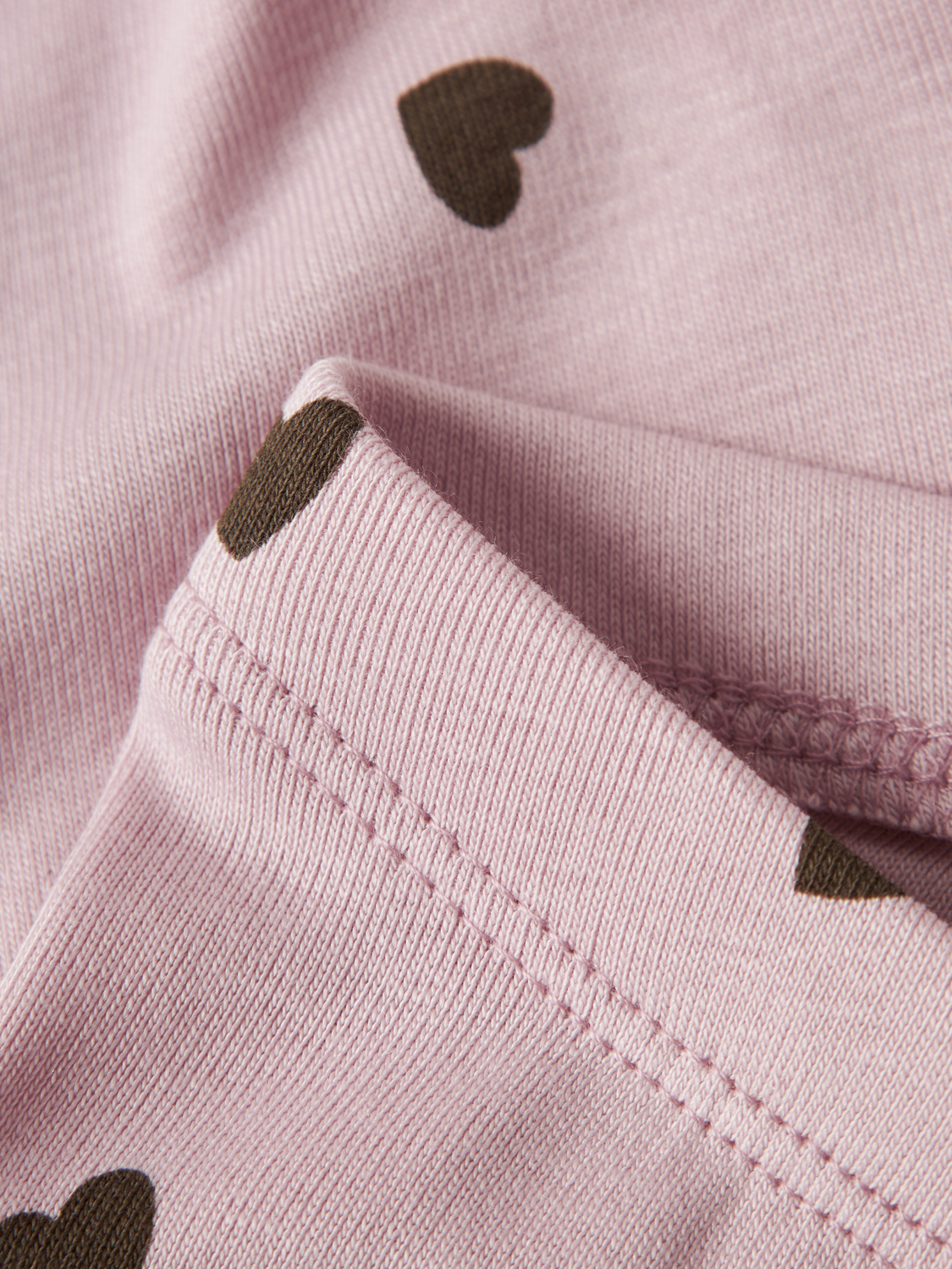 model_shot-front_full